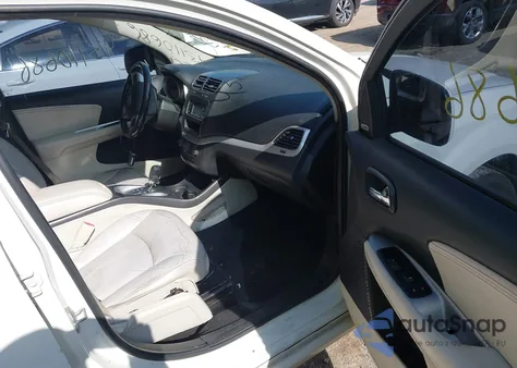 2011 Dodge Journey R/T z USA, uszkodzony, nr VIN 3D4PH6FG3BT570615